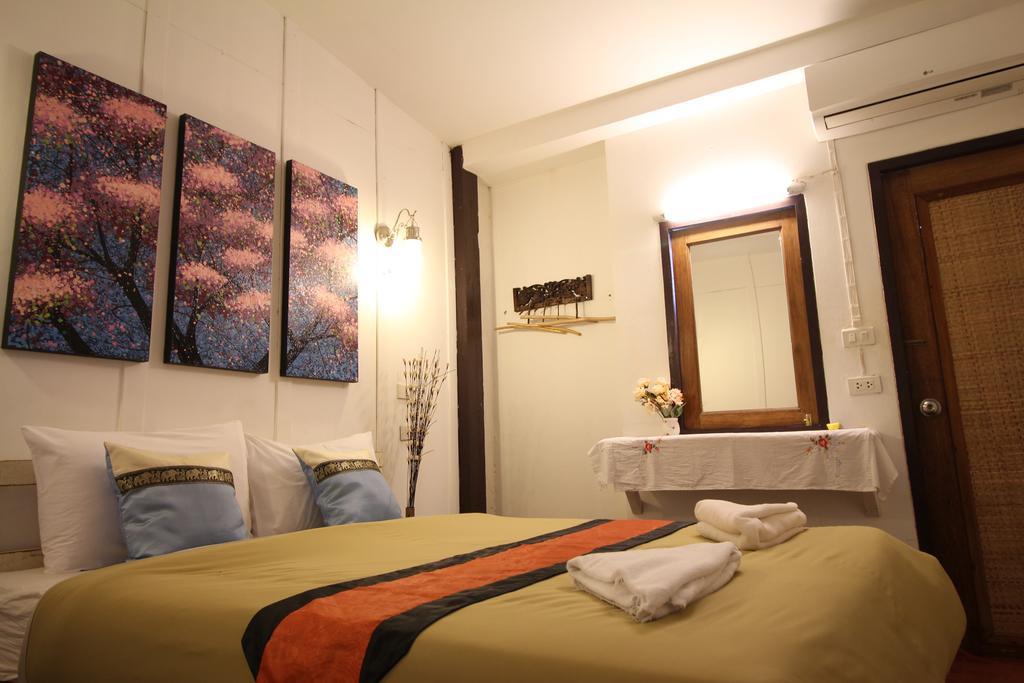 Paifah Boutique House Hotel Bagian luar foto
