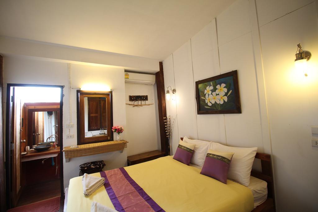 Paifah Boutique House Hotel Bagian luar foto