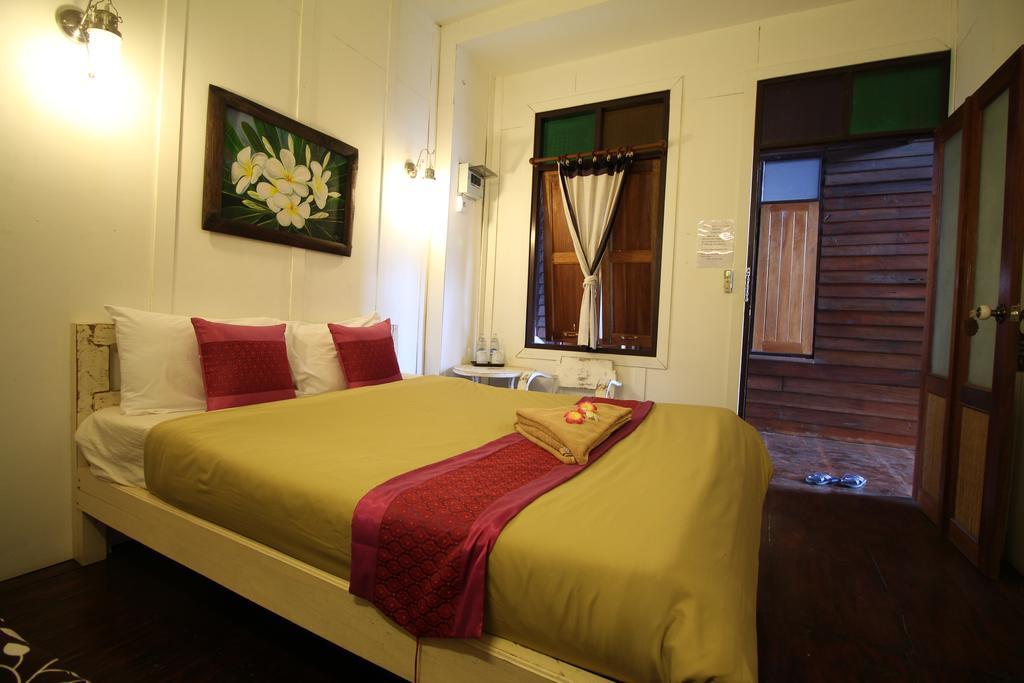 Paifah Boutique House Hotel Bagian luar foto