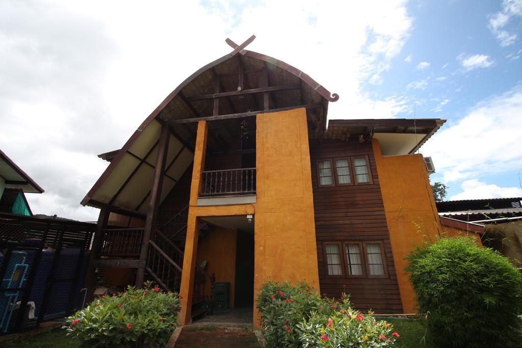 Paifah Boutique House Hotel Bagian luar foto