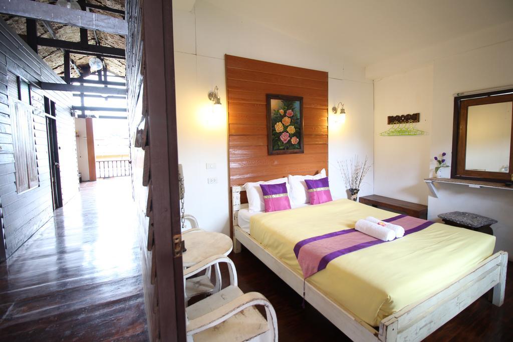 Paifah Boutique House Hotel Bagian luar foto
