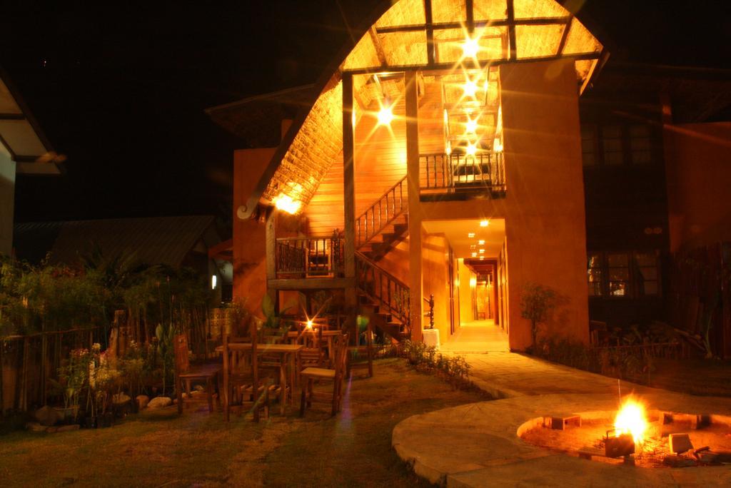 Paifah Boutique House Hotel Bagian luar foto