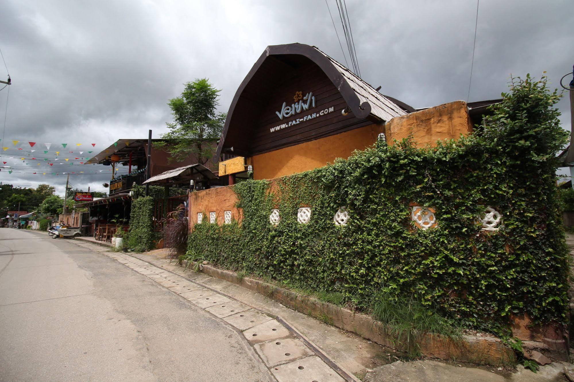 Paifah Boutique House Hotel Bagian luar foto