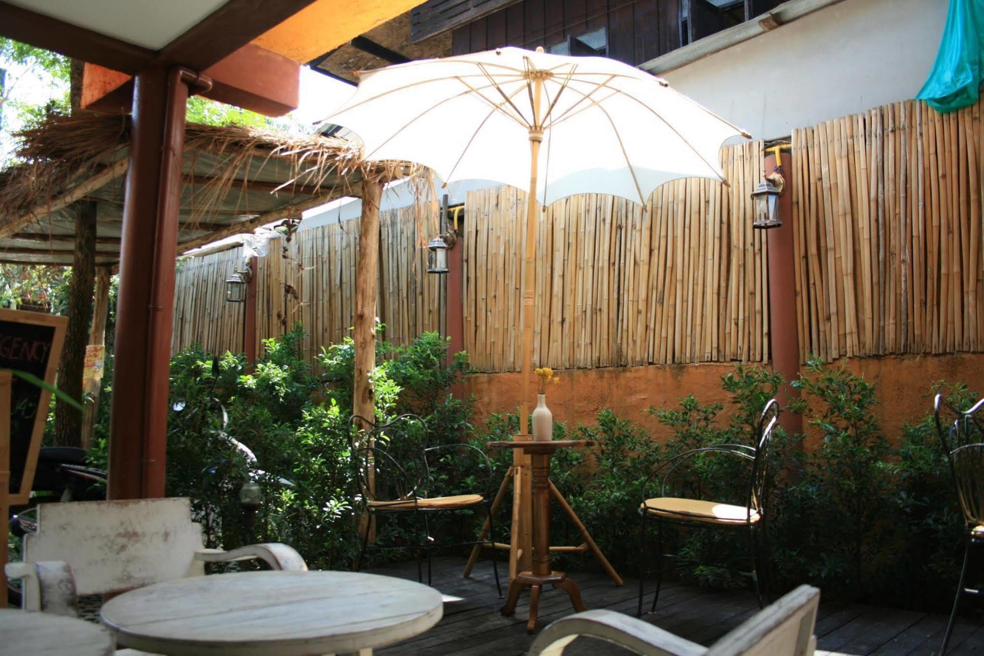 Paifah Boutique House Hotel Bagian luar foto