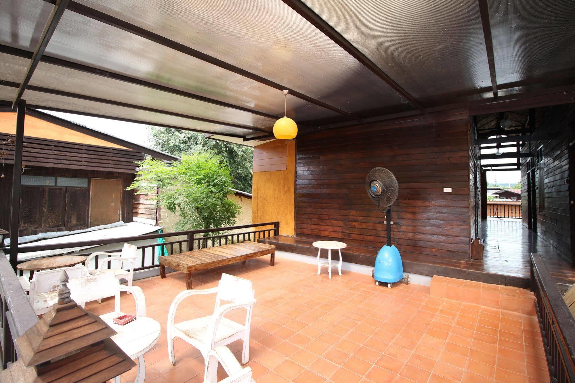 Paifah Boutique House Hotel Bagian luar foto